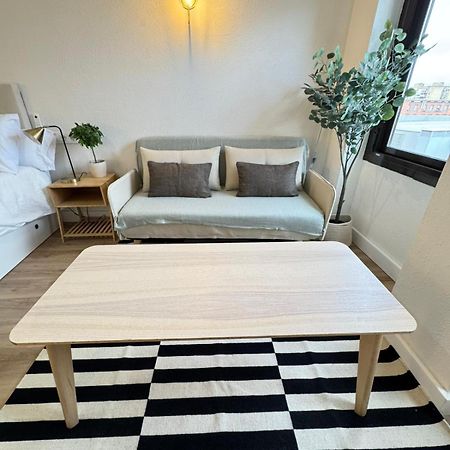 Triana Confort Sevilla Kültér fotó